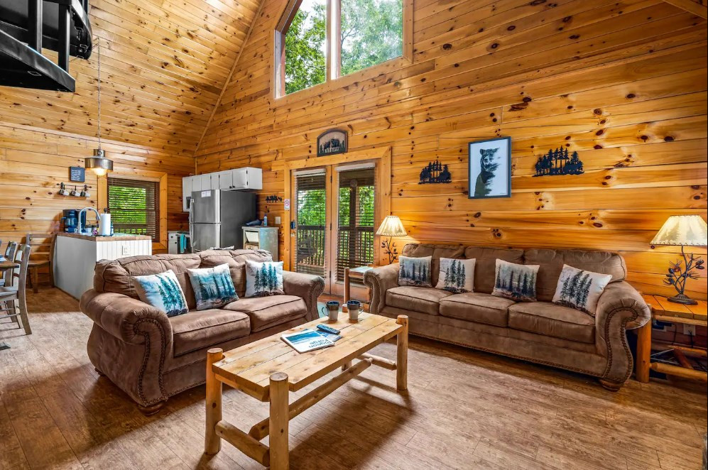 2205 Eagle Feather Drive Sevierville TN 37876