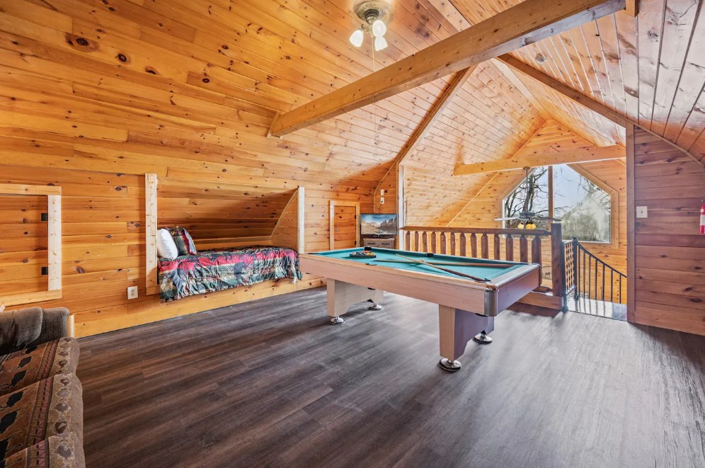 2205 Eagle Feather Drive Sevierville TN 37876