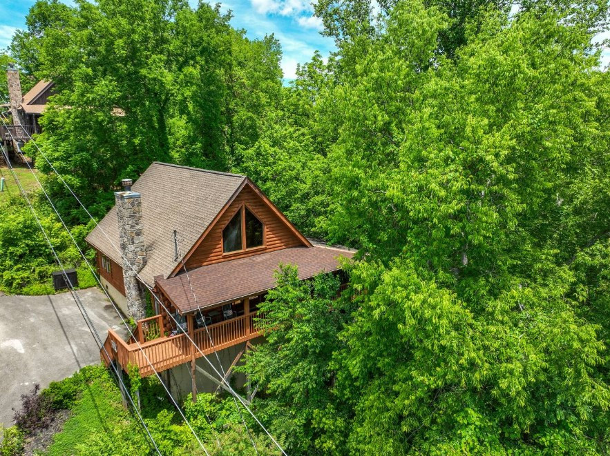 2205 Eagle Feather Drive Sevierville TN 37876