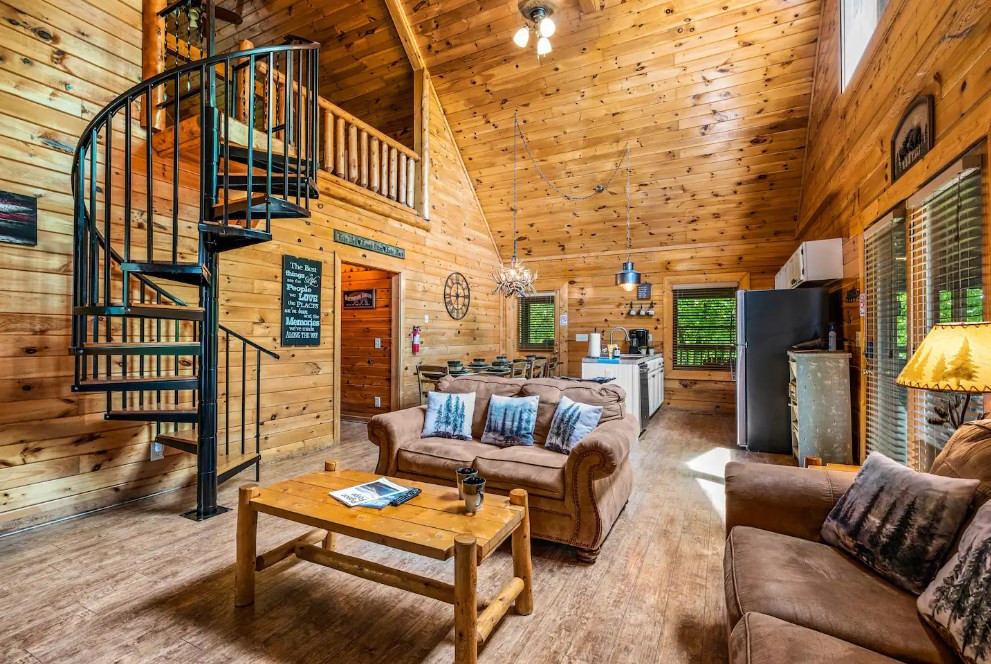 2205 Eagle Feather Drive Sevierville TN 37876