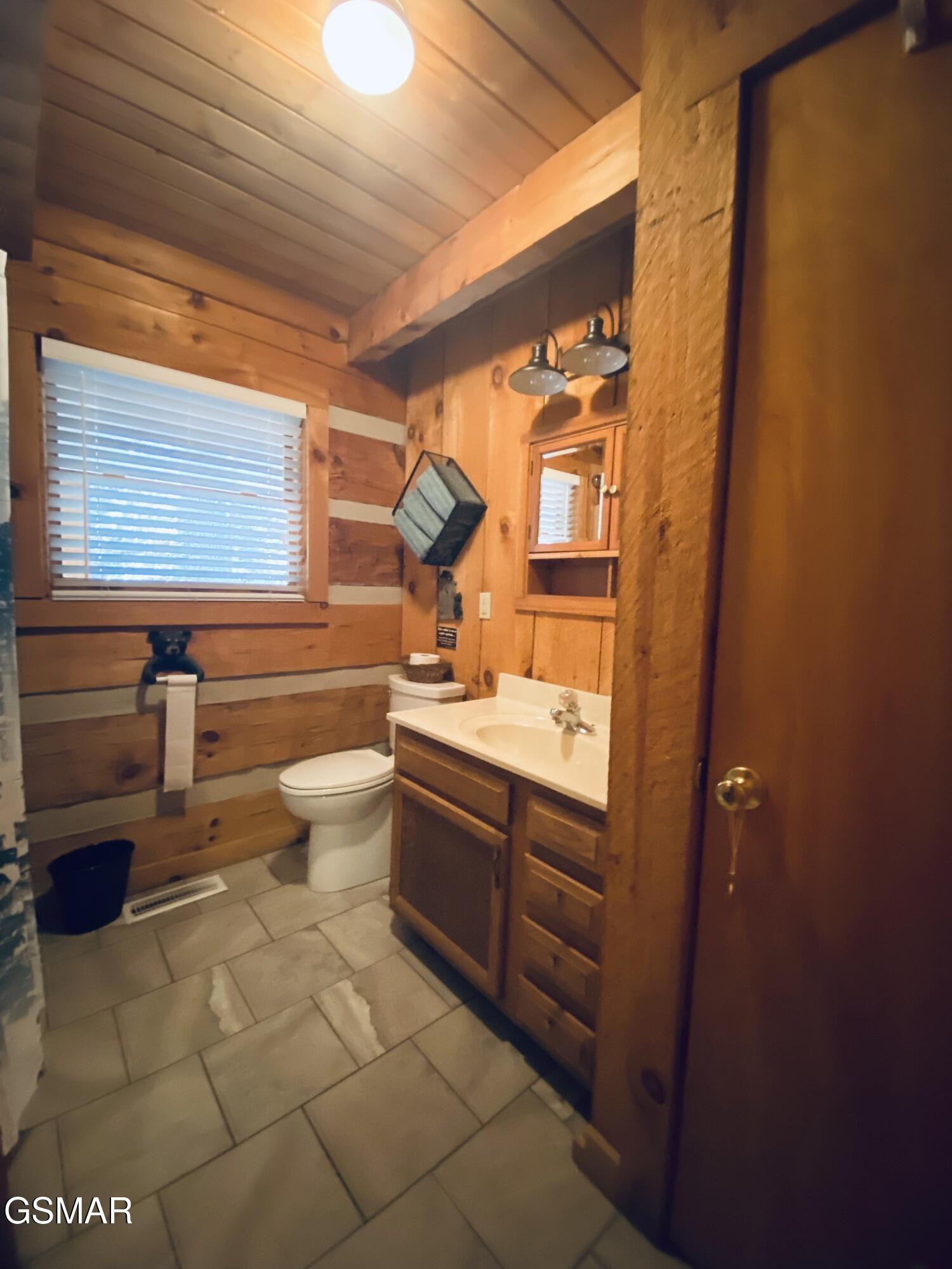 2601 Black Bear Lane Sevierville TN 37876