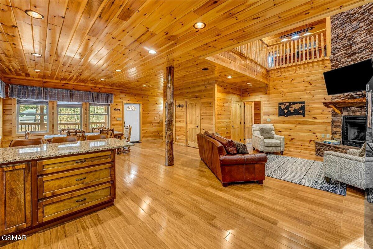 2740 Mountain View Circle Sevierville TN 37862