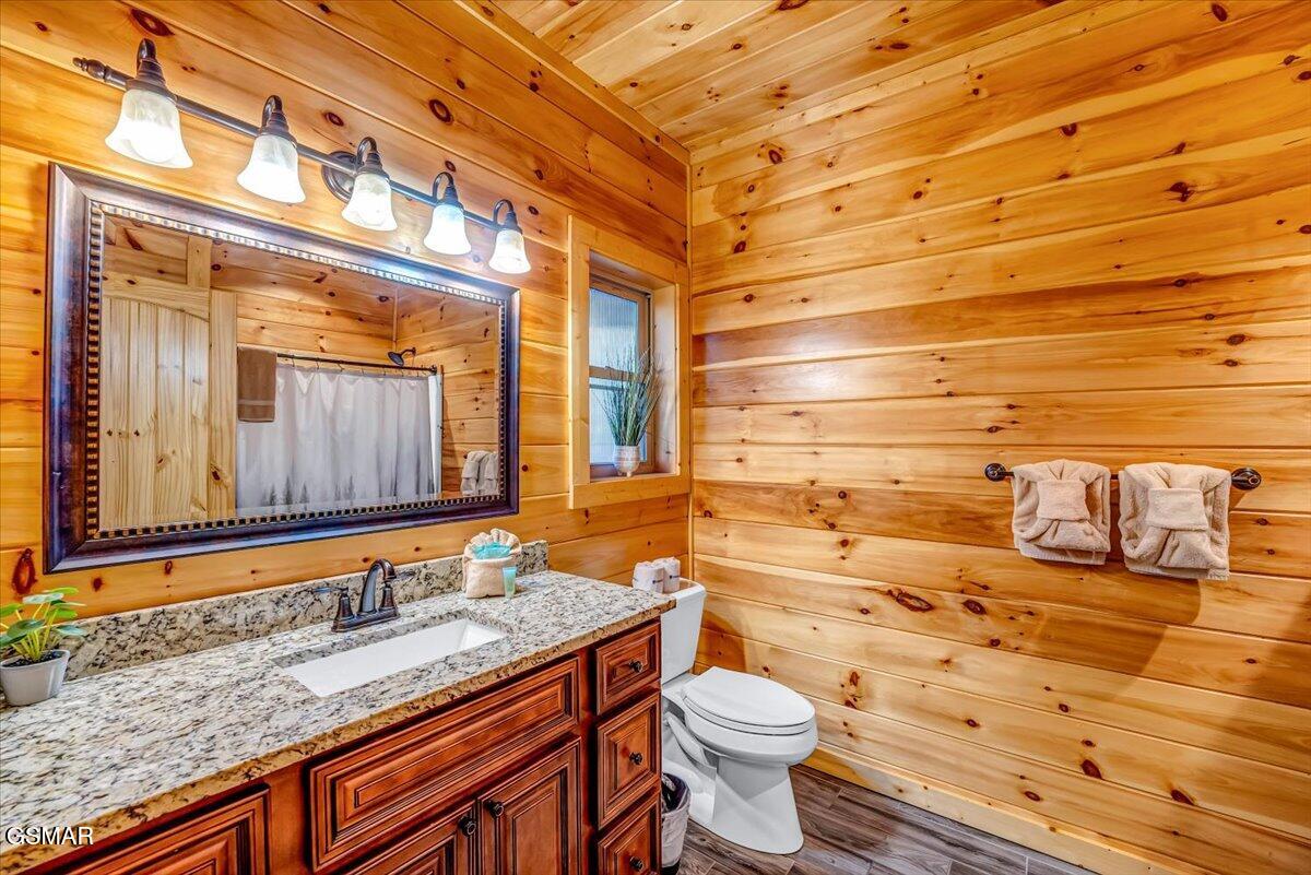 2740 Mountain View Circle Sevierville TN 37862