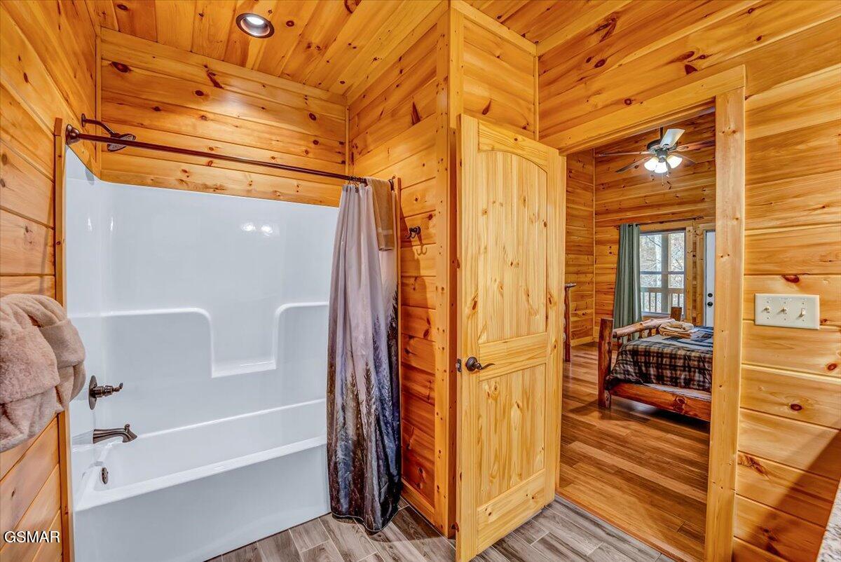 2740 Mountain View Circle Sevierville TN 37862