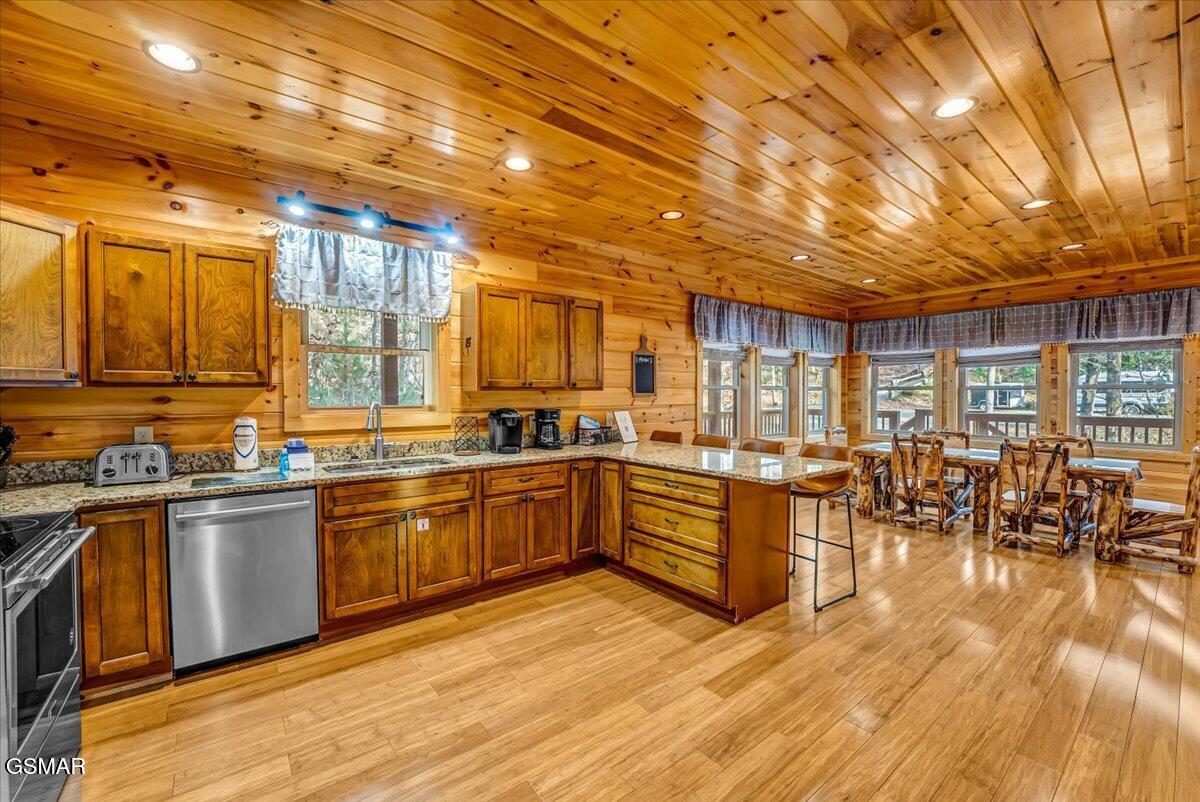 2740 Mountain View Circle Sevierville TN 37862