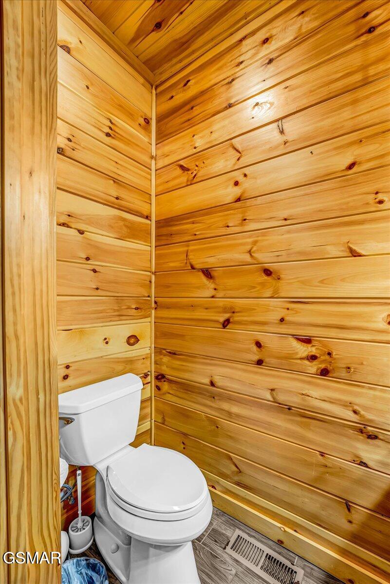 2740 Mountain View Circle Sevierville TN 37862