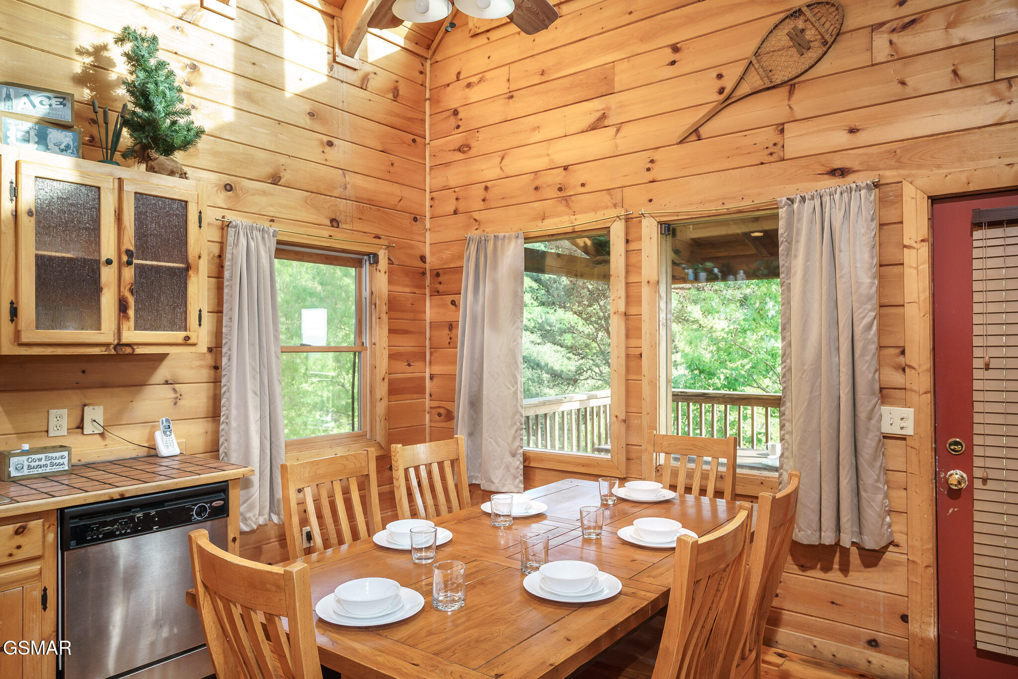3129 Smokies Edge Road Sevierville TN 37862