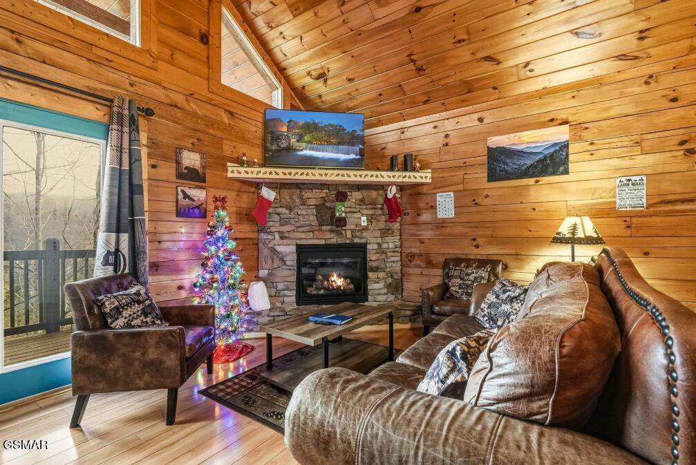 1779 Mountain Shadows Way Gatlinburg TN 37738