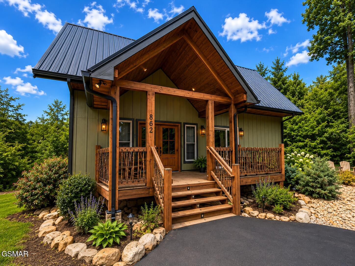 862 Crest View Drive Gatlinburg TN 37738