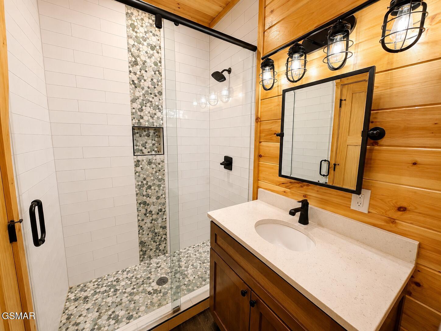862 Crest View Drive Gatlinburg TN 37738