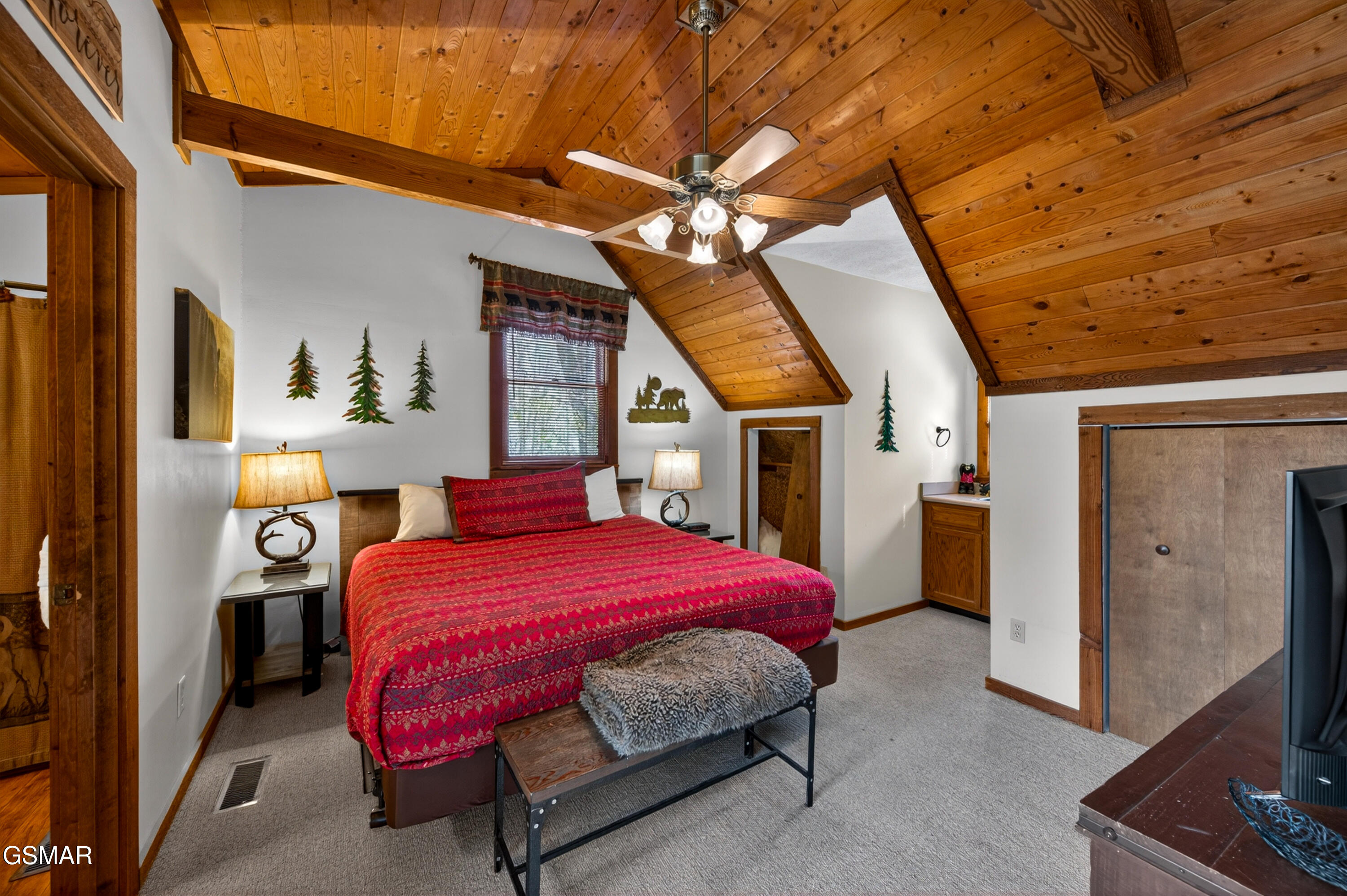 2307 Smoky Mountain Court Gatlinburg TN 37738