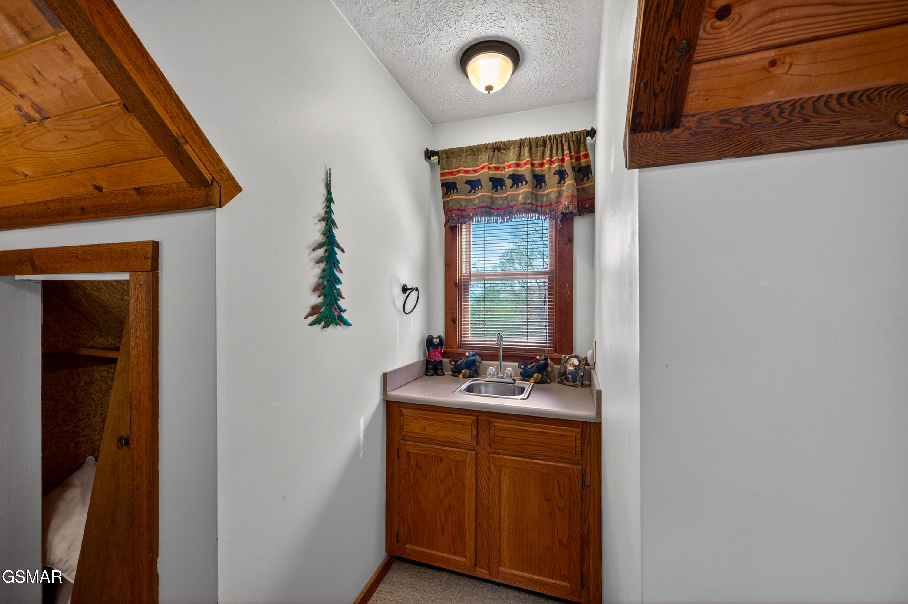 2307 Smoky Mountain Court Gatlinburg TN 37738