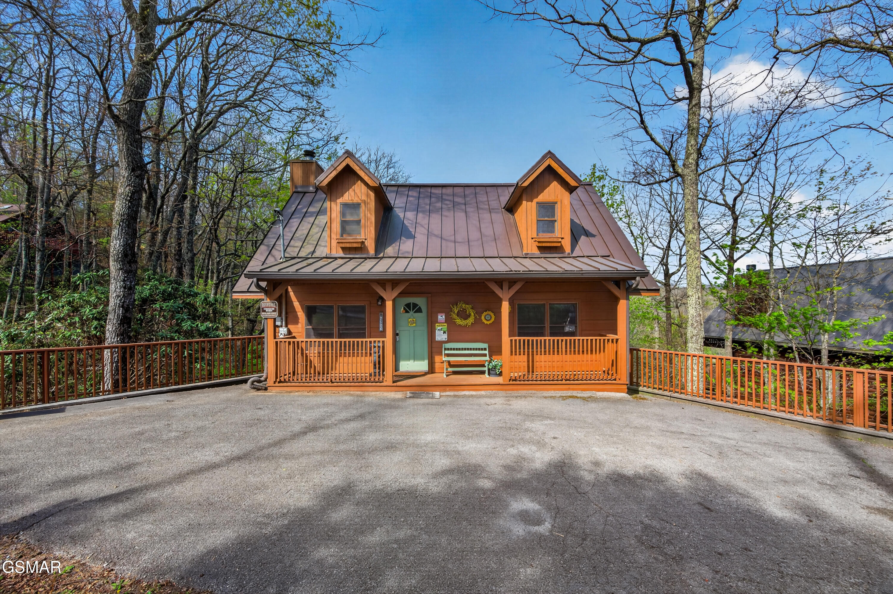2307 Smoky Mountain Court Gatlinburg TN 37738
