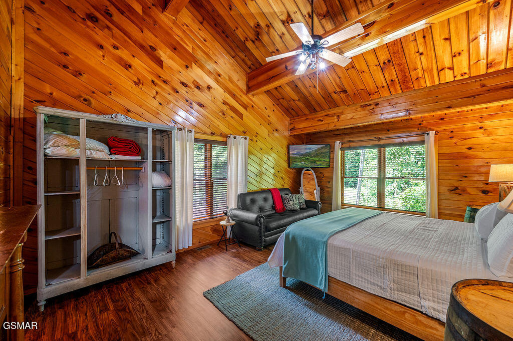 2420 Sunset Road Sevierville TN 37862