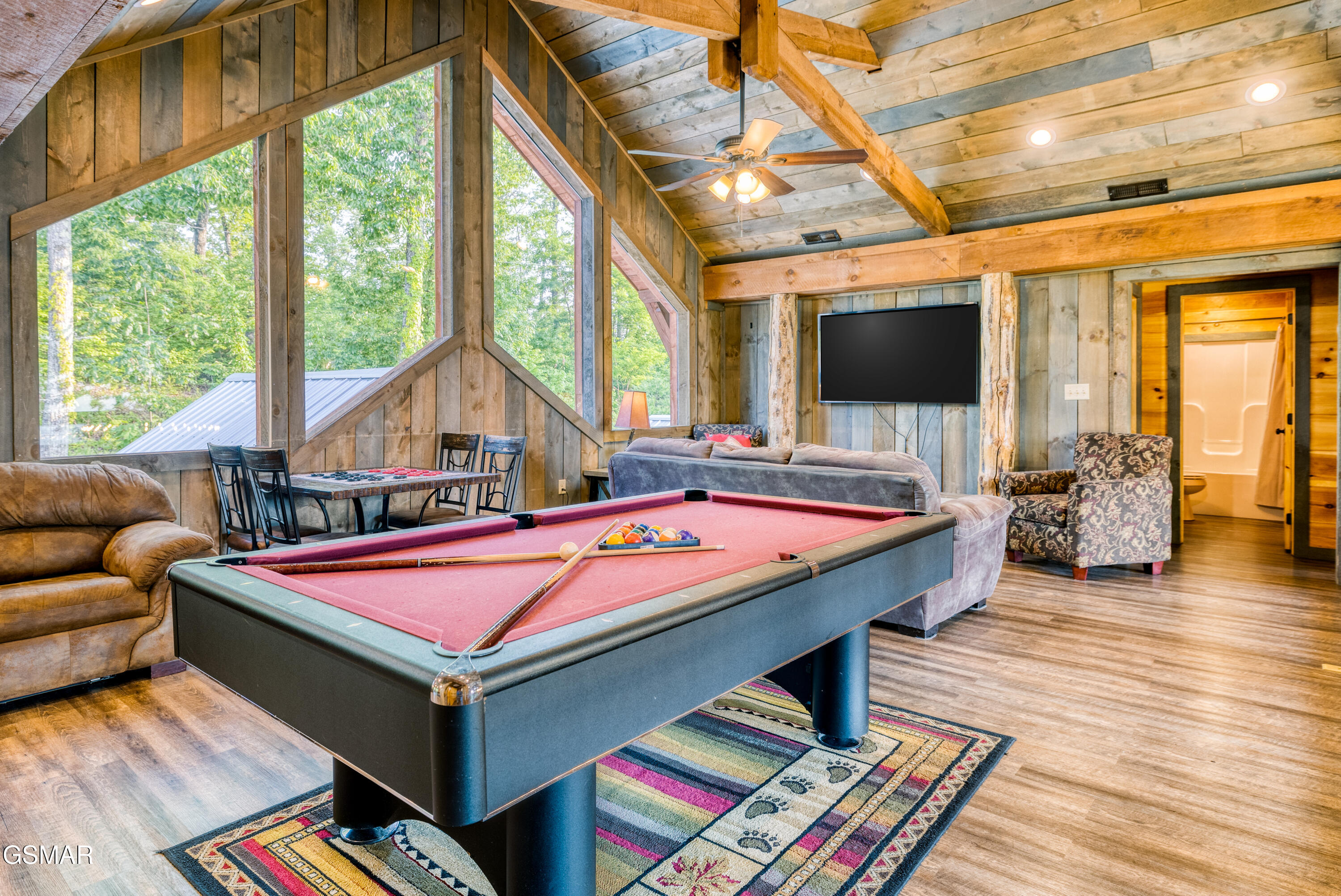 809 Pinecrest Way Sevierville TN 37862
