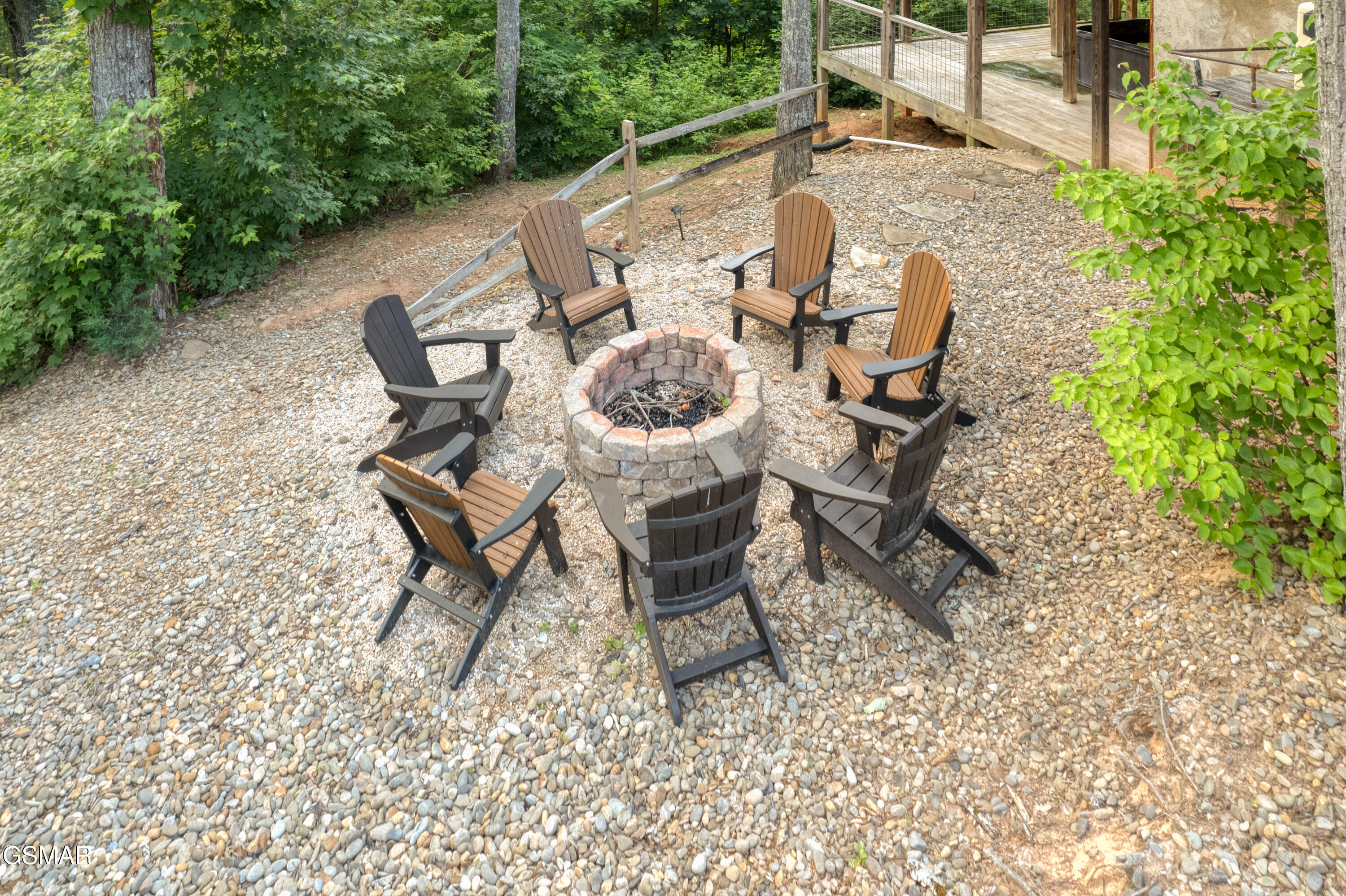 809 Pinecrest Way Sevierville TN 37862