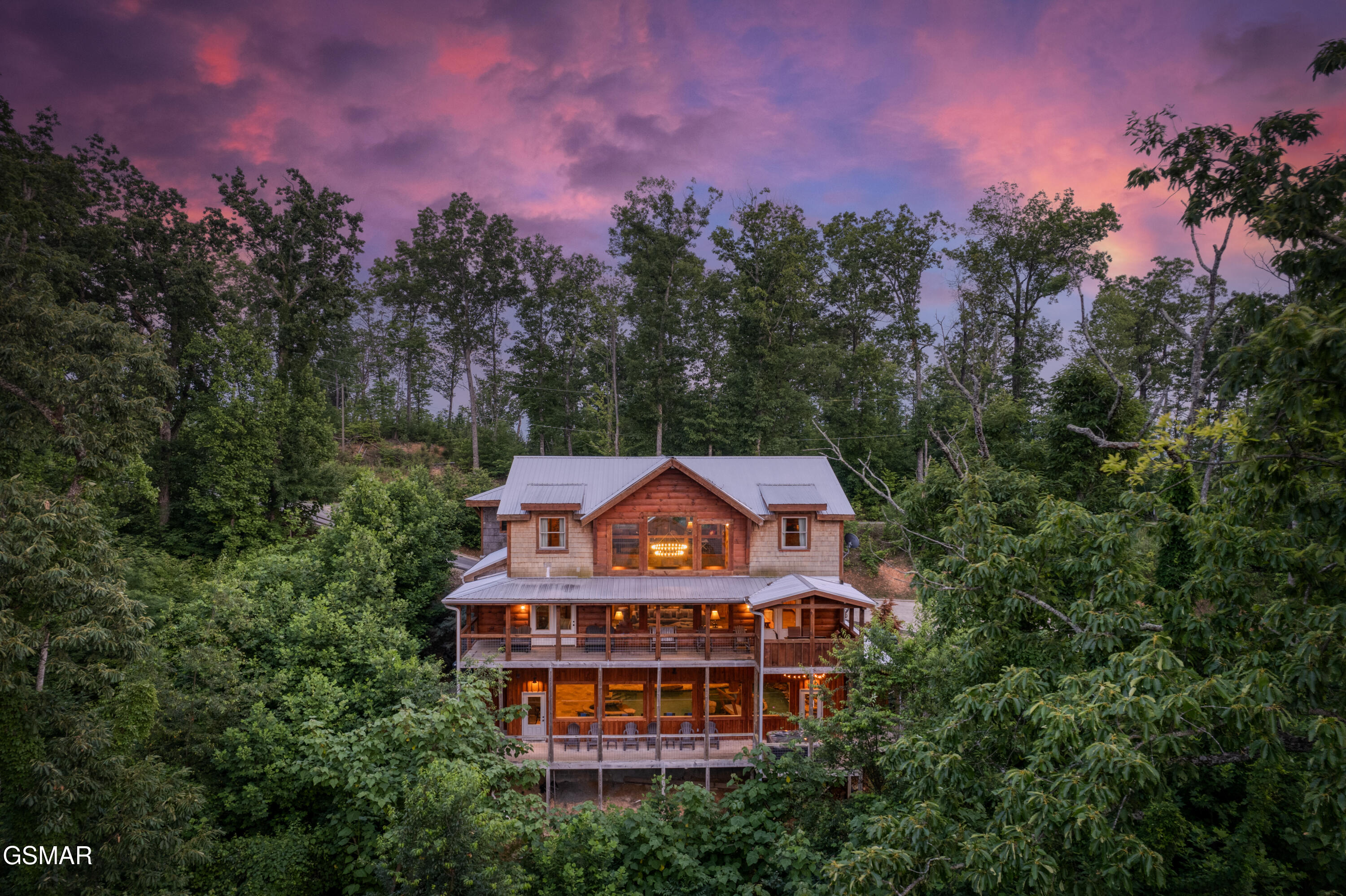 809 Pinecrest Way Sevierville TN 37862
