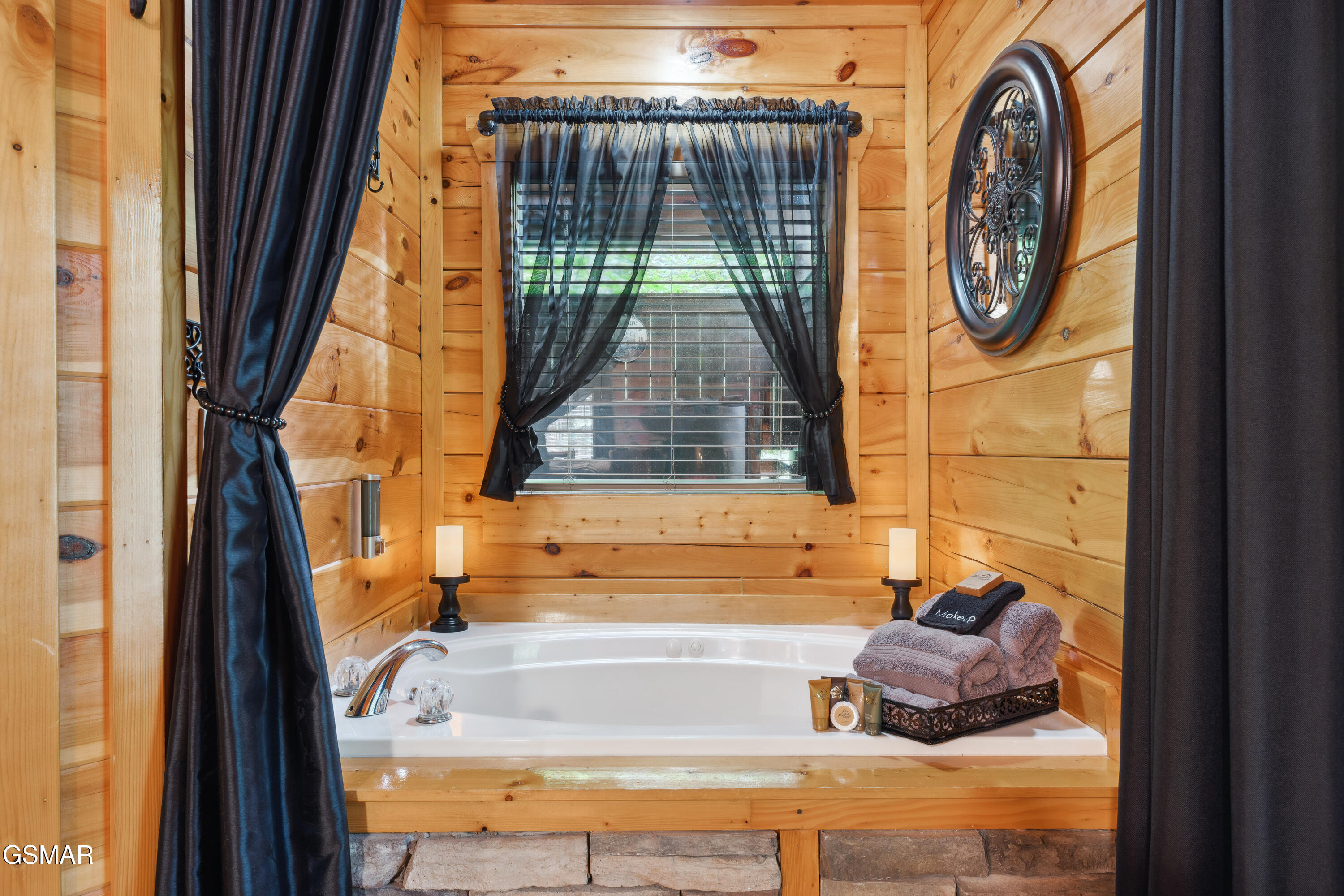 1314 Indian Court Sevierville TN 37876