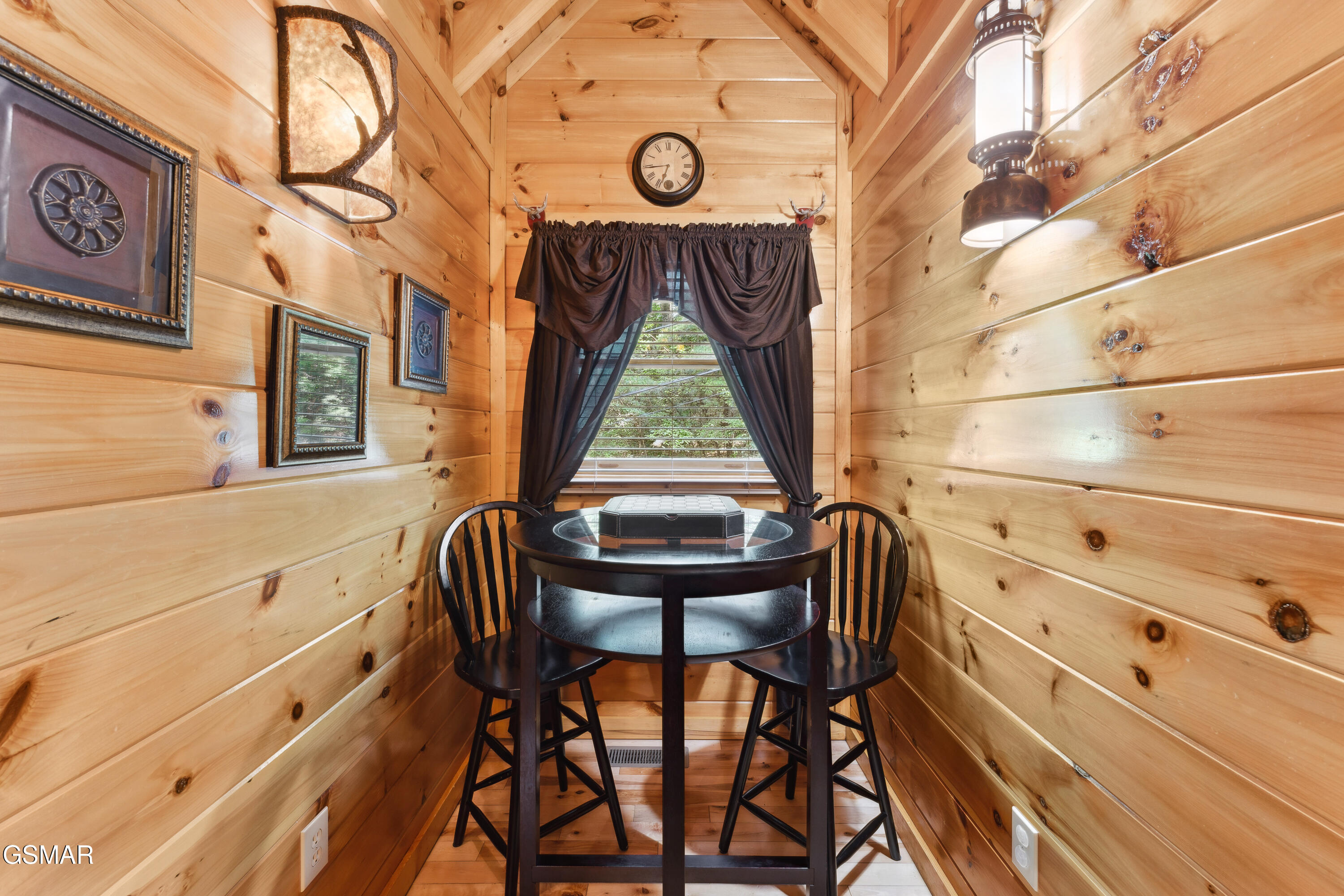 1314 Indian Court Sevierville TN 37876