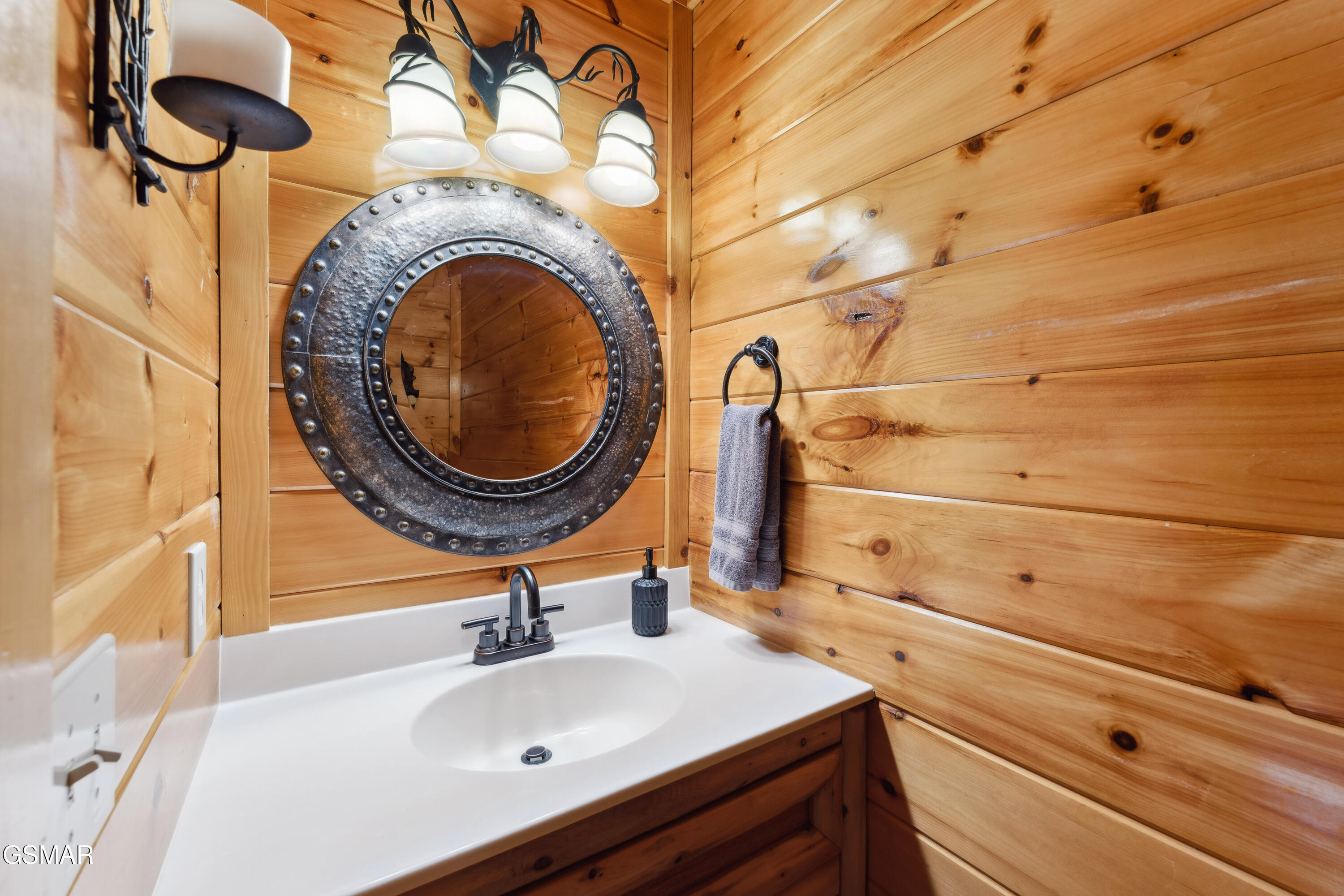 1314 Indian Court Sevierville TN 37876