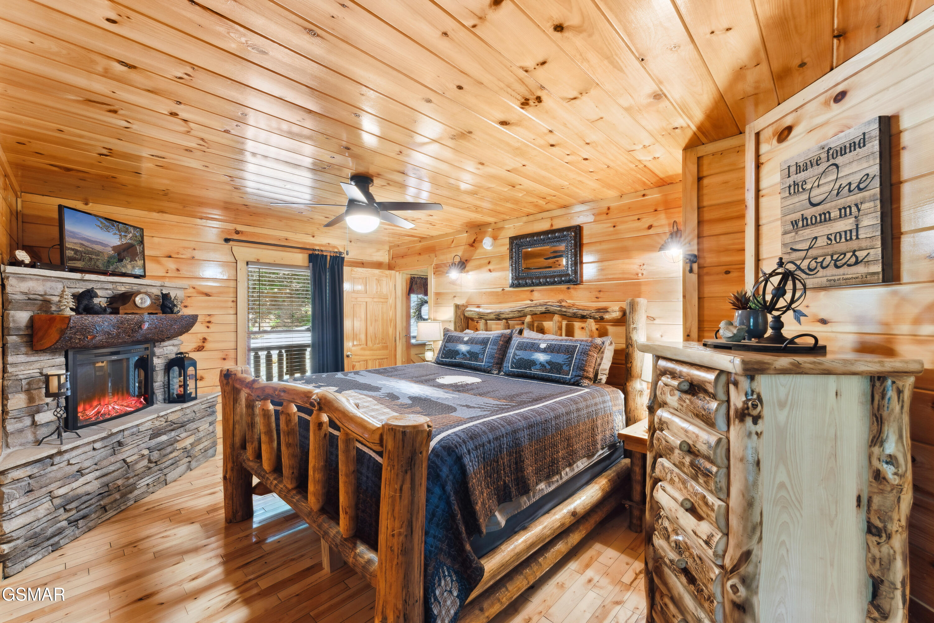 1314 Indian Court Sevierville TN 37876
