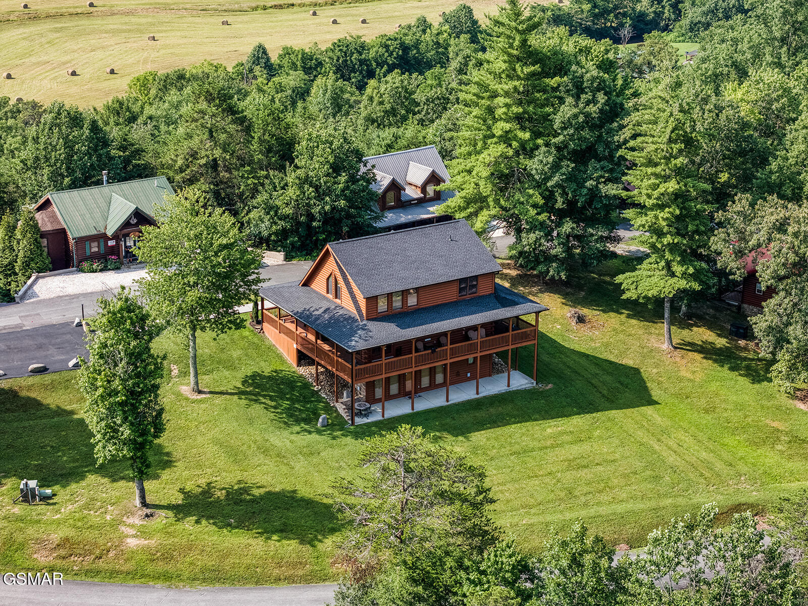 2028 Piney Overlook Lane Sevierville TN 37862