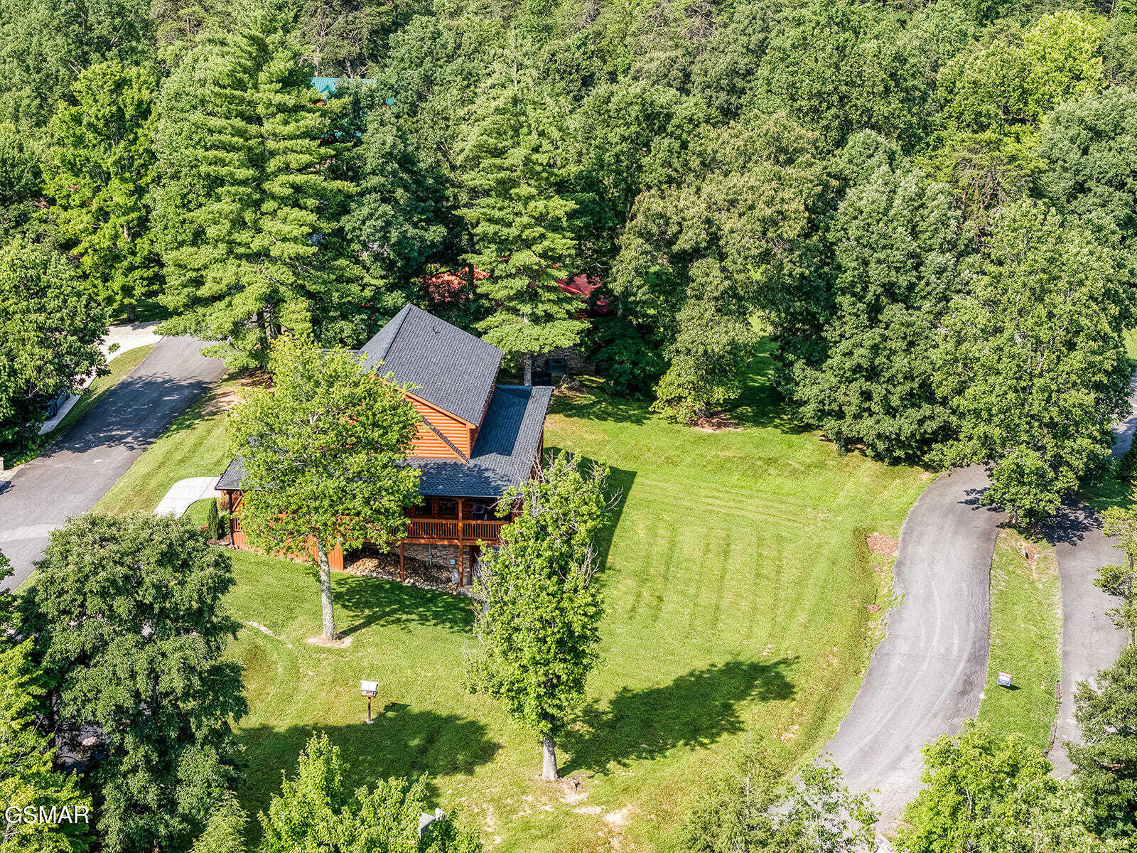 2028 Piney Overlook Lane Sevierville TN 37862