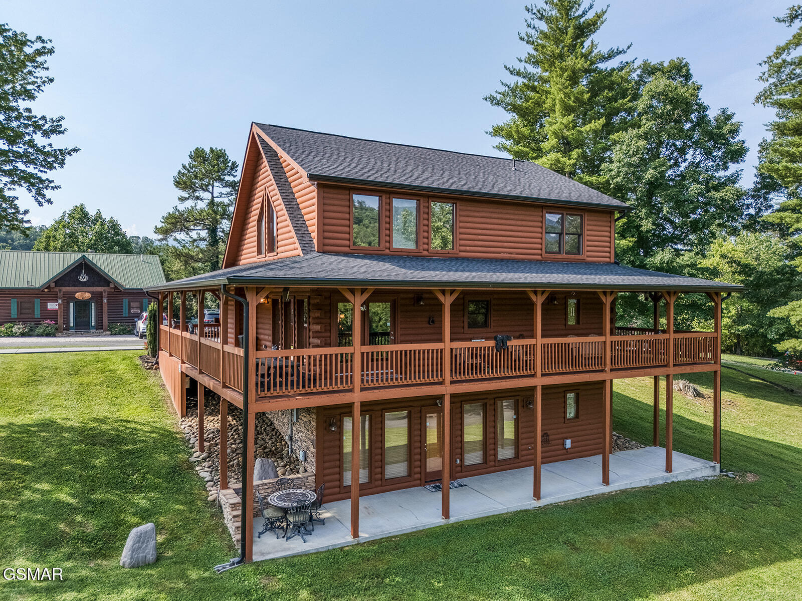 2028 Piney Overlook Lane Sevierville TN 37862