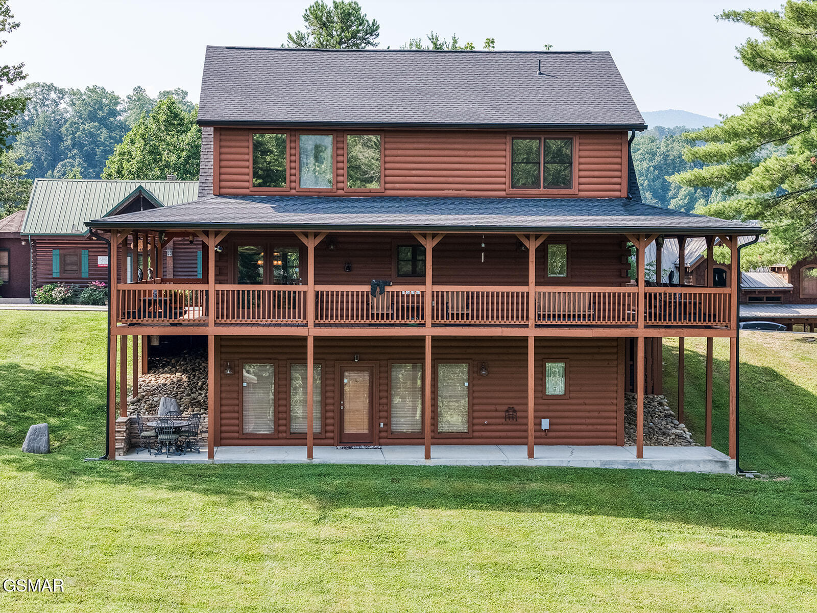 2028 Piney Overlook Lane Sevierville TN 37862