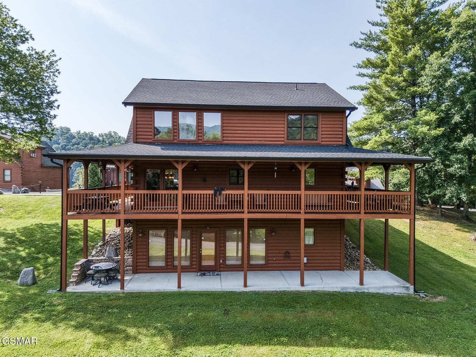 2028 Piney Overlook Lane Sevierville TN 37862