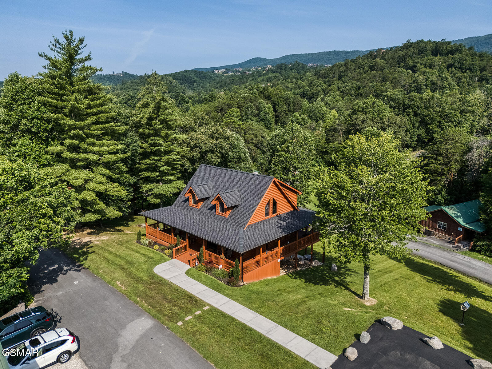 2028 Piney Overlook Lane Sevierville TN 37862