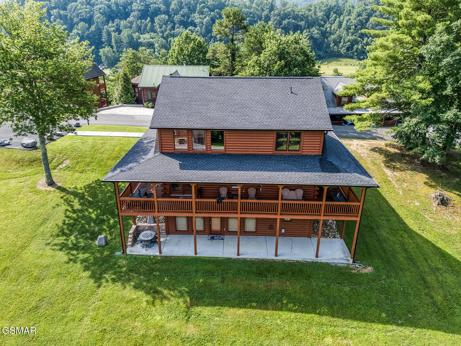 2028 Piney Overlook Lane Sevierville TN 37862