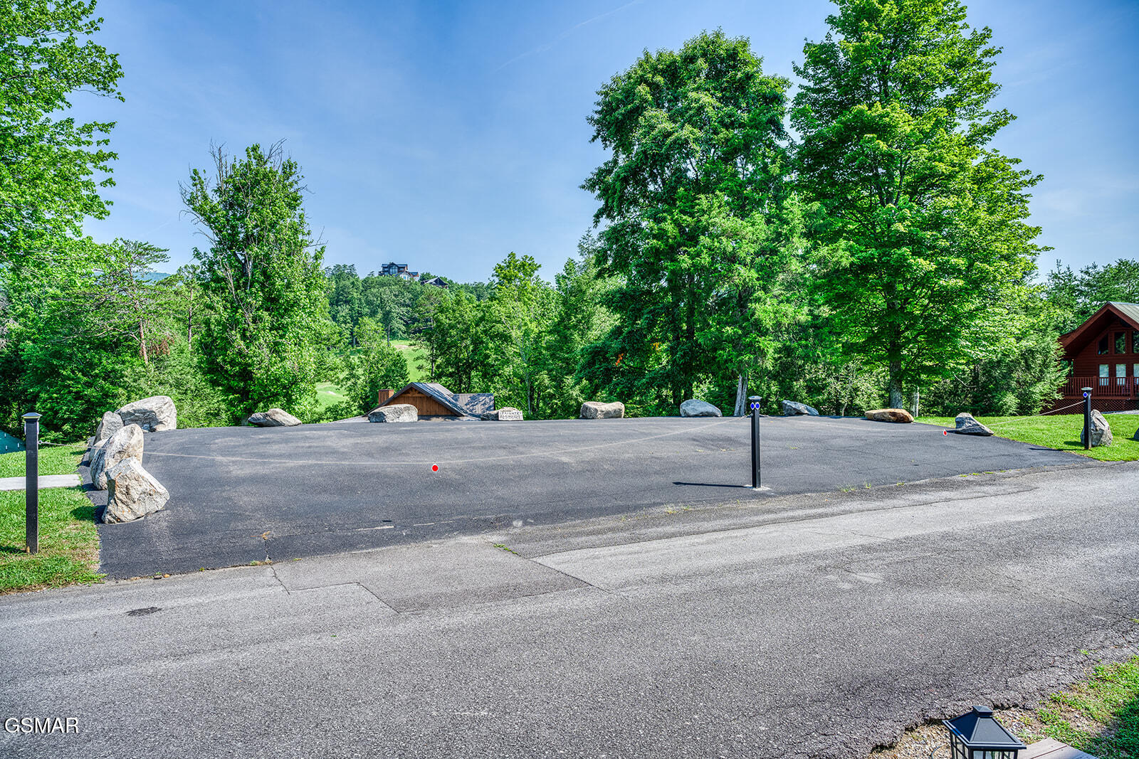 2028 Piney Overlook Lane Sevierville TN 37862