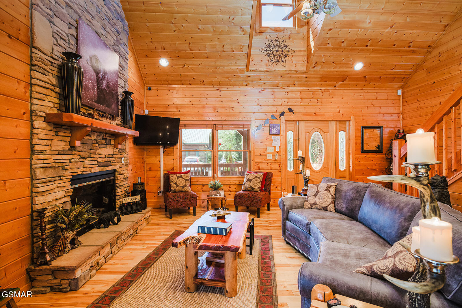 2028 Piney Overlook Lane Sevierville TN 37862