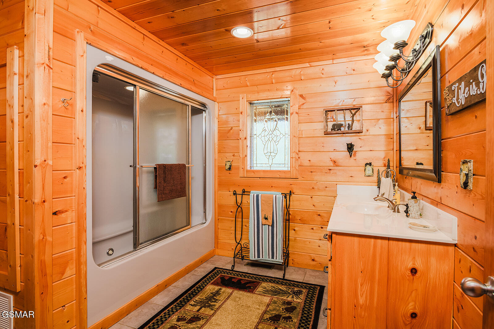 2028 Piney Overlook Lane Sevierville TN 37862