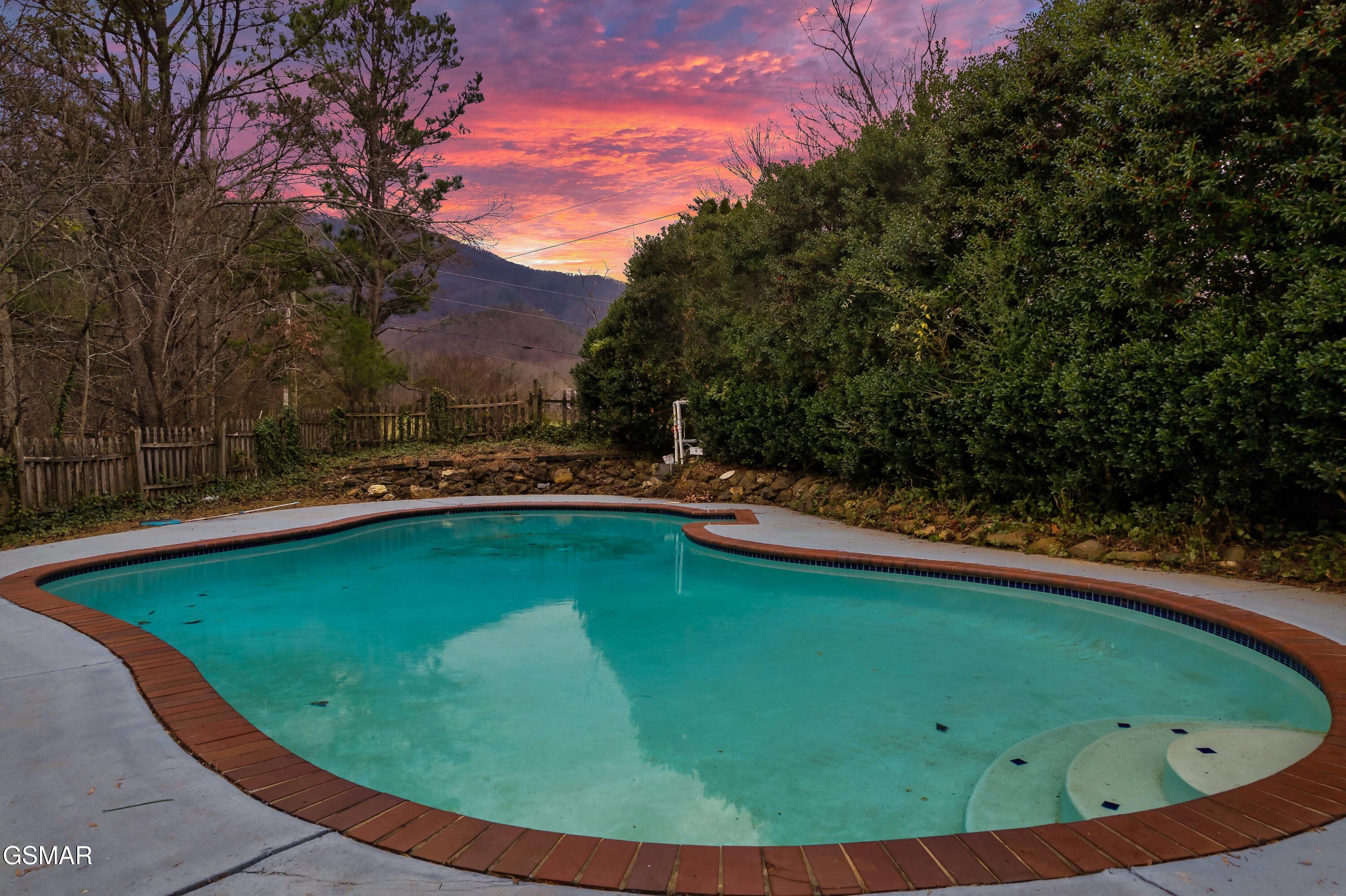 3749 Thayer Lane Sevierville TN 37862