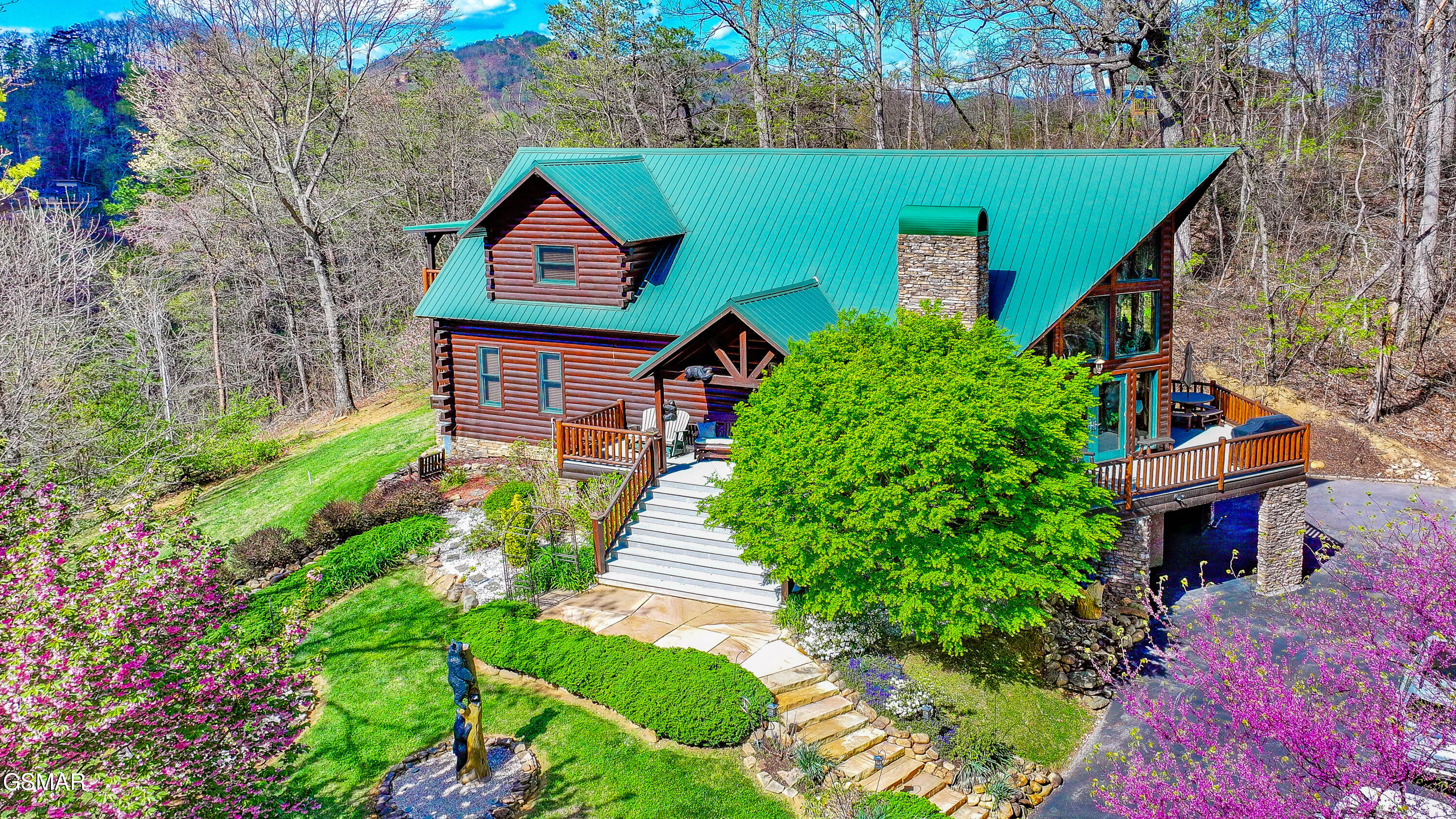 3341 Sugar Maple Loop Road Sevierville TN 37862