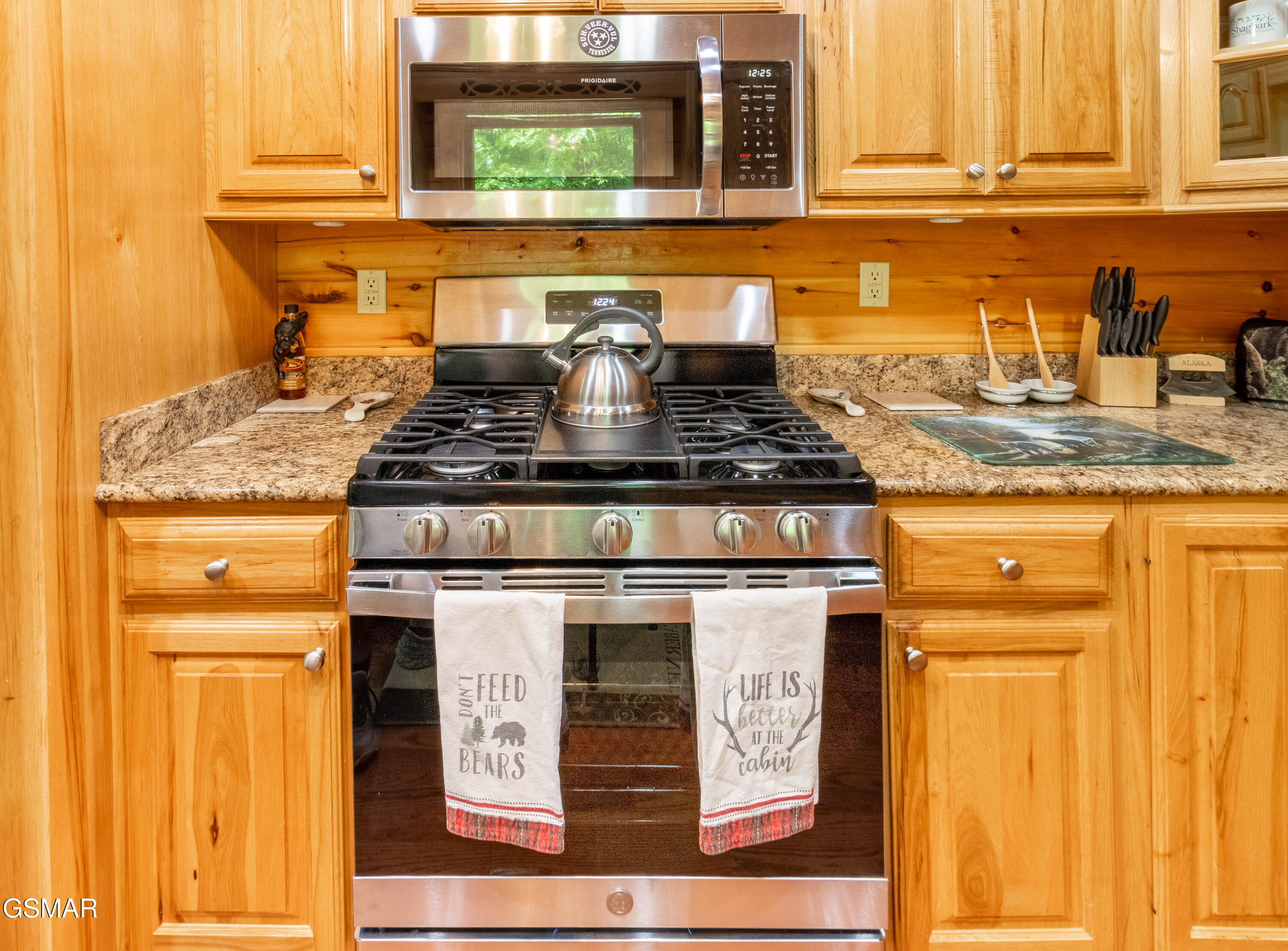 3341 Sugar Maple Loop Road Sevierville TN 37862