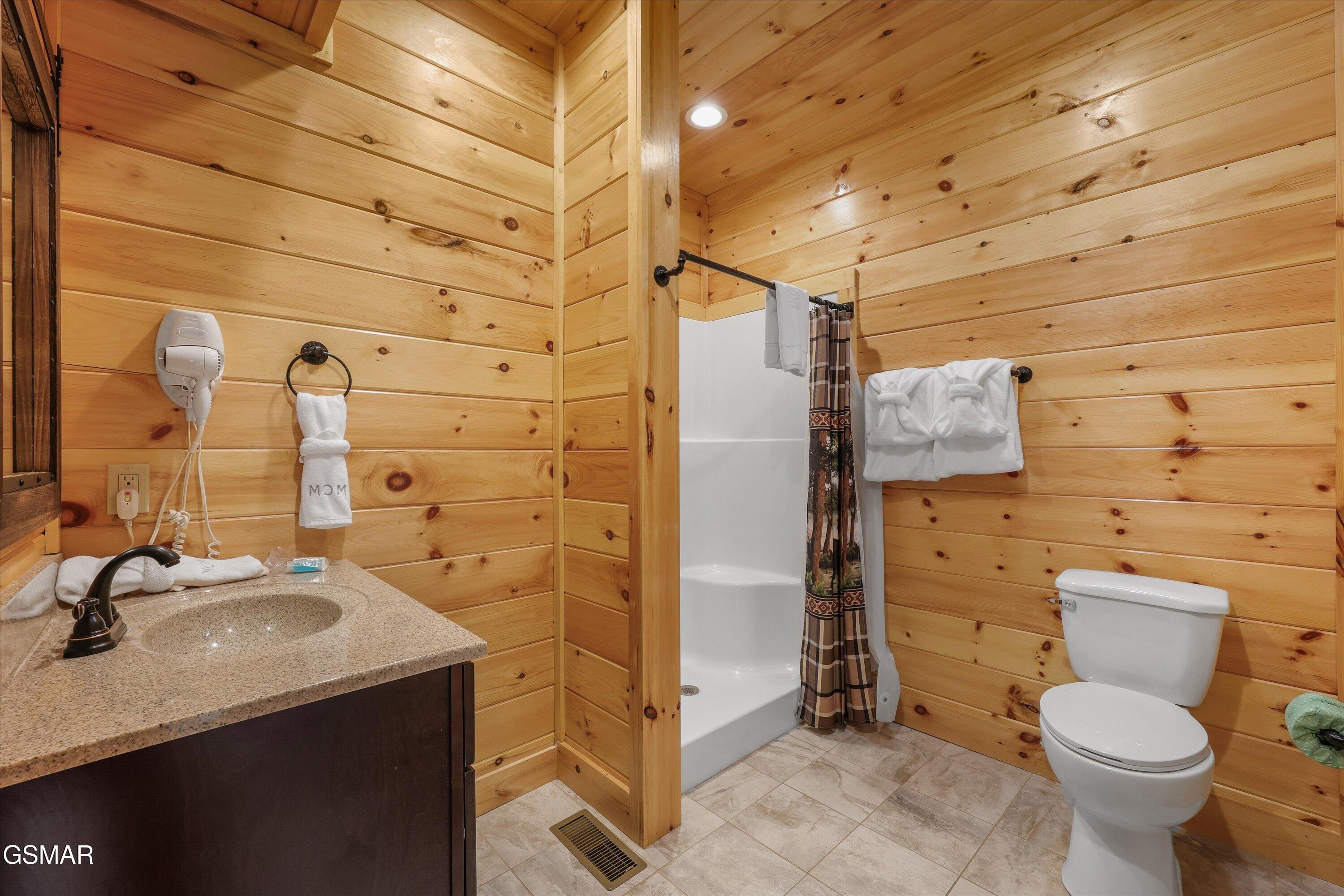 2182 Bear Haven Way Sevierville TN 37862