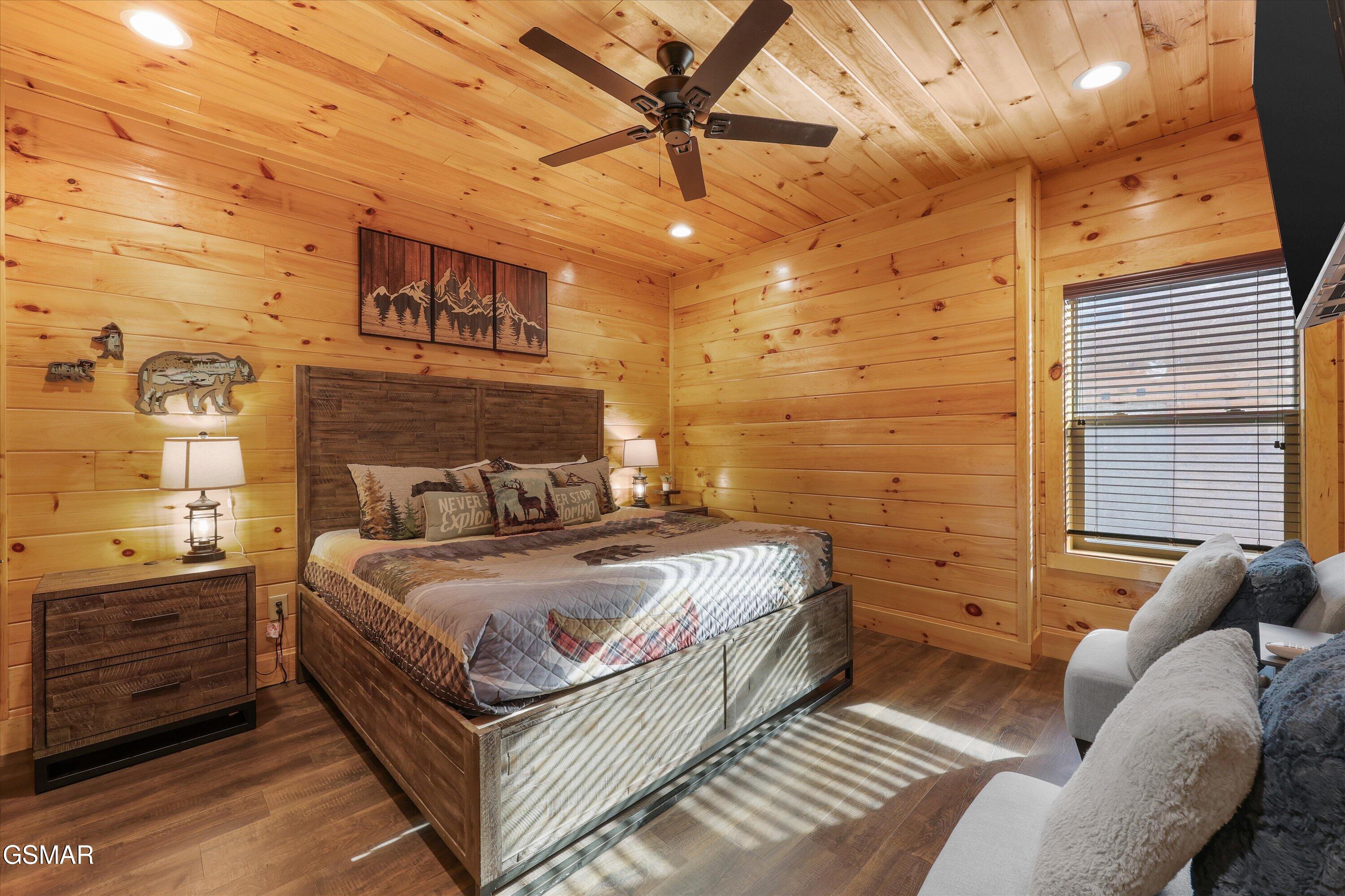 2182 Bear Haven Way Sevierville TN 37862