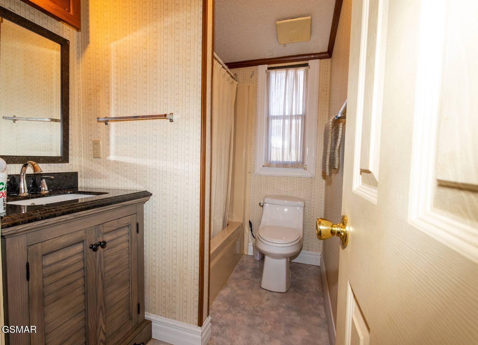 1369 Paradise Lane Dandridge TN 37725