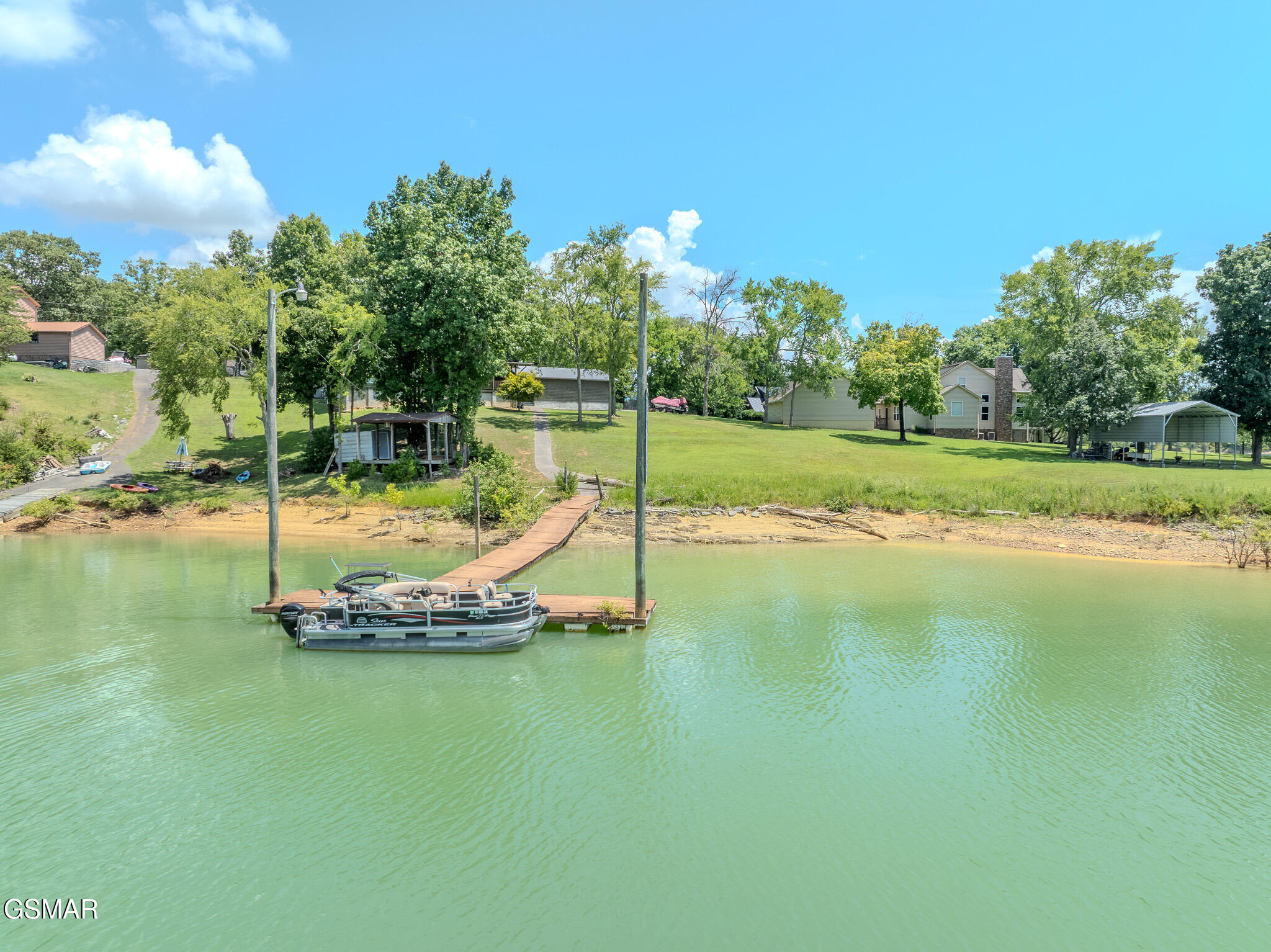 1369 Paradise Lane Dandridge TN 37725