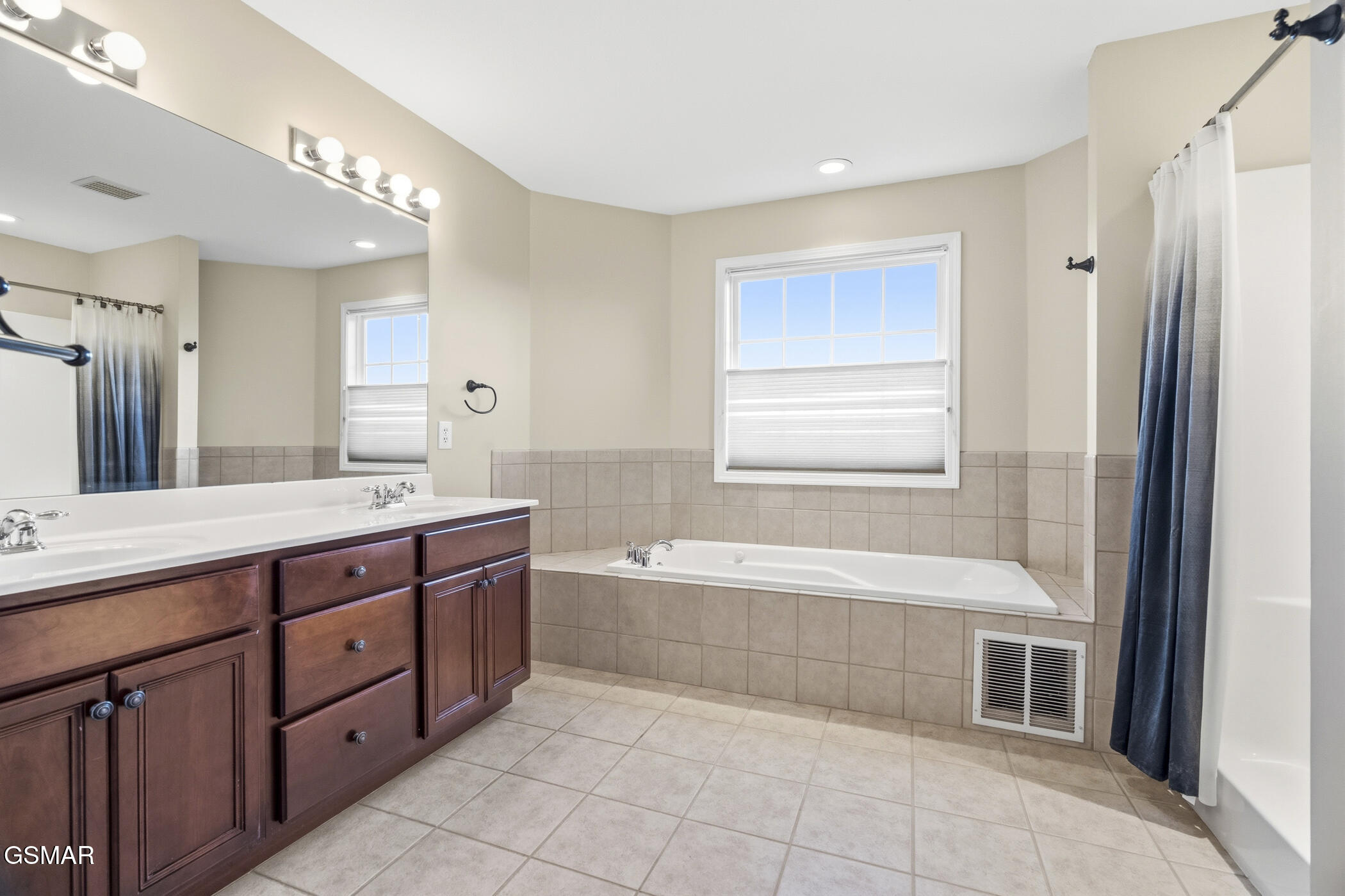 8342 Bay Garden Lane Knoxville TN 37938