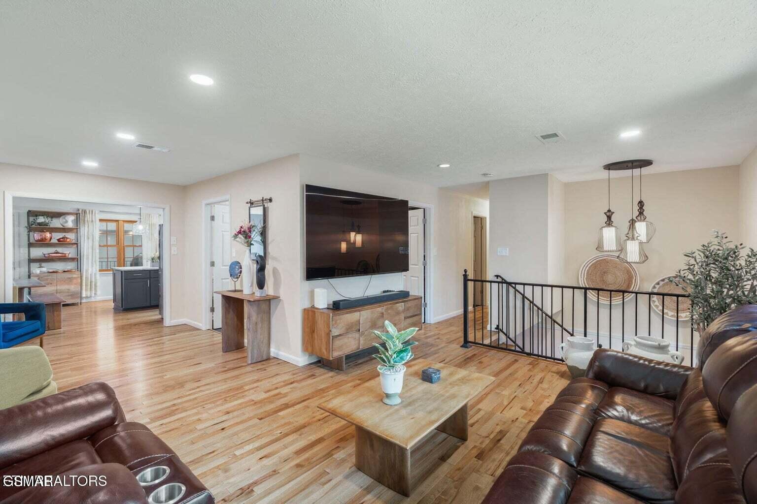 724 Hidden Valley Road Knoxville TN 37923