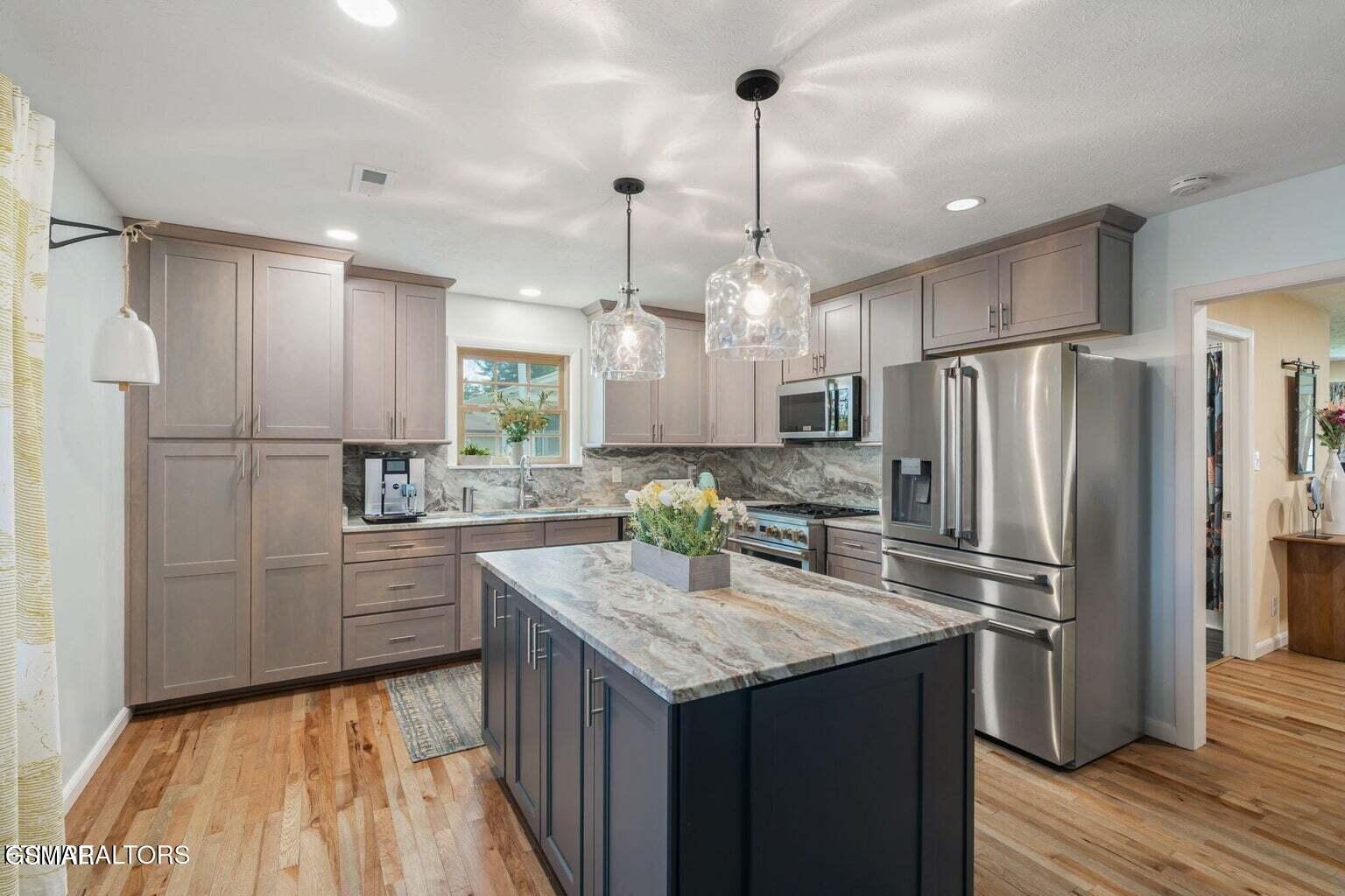 724 Hidden Valley Road Knoxville TN 37923