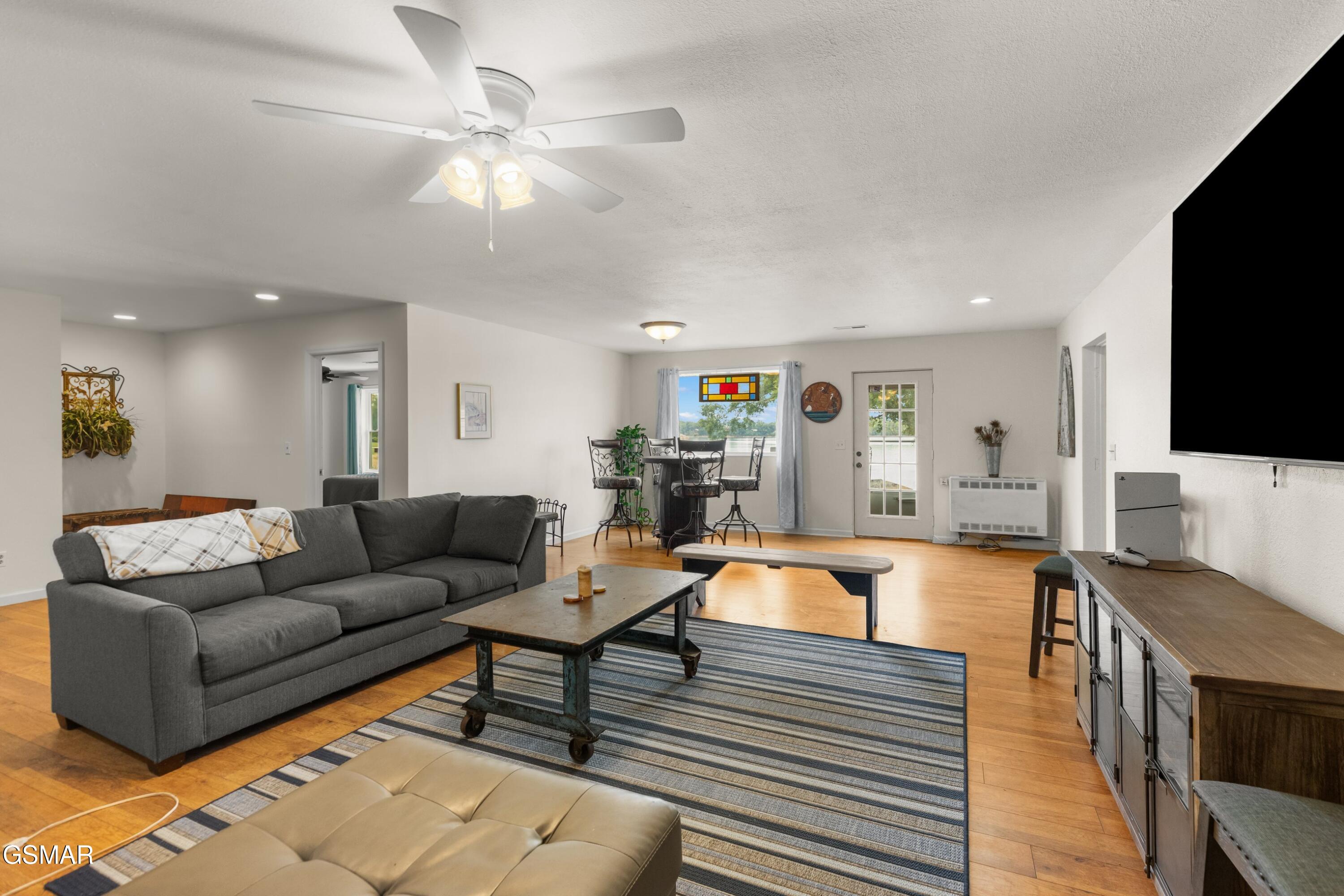 829 Tucker Place Way Dandridge TN 37725