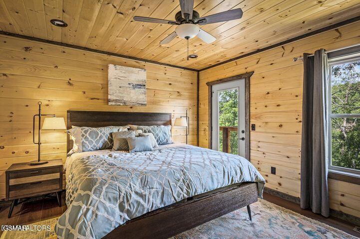 1868 Blue Tick Way Sevierville TN 37876