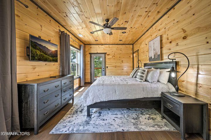 1868 Blue Tick Way Sevierville TN 37876