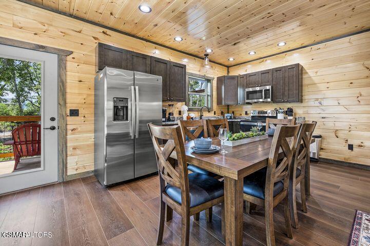 1868 Blue Tick Way Sevierville TN 37876