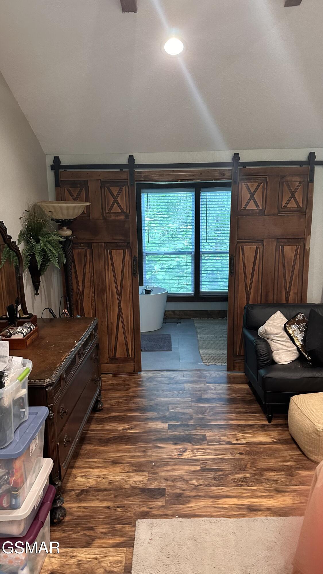 4445 Liberty Road Cosby TN 37722